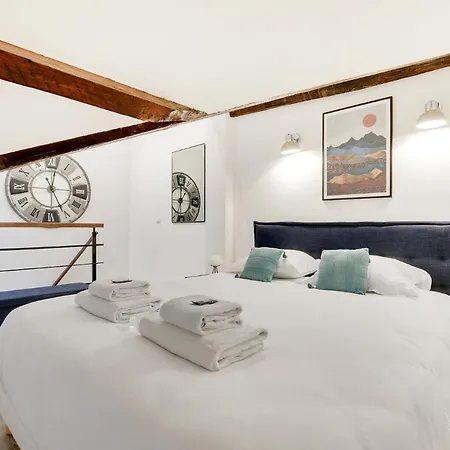 Authentic - 1br-6p - Center *
